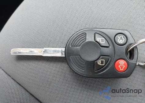 2015 Ford Escape Se z USA, uszkodzony, nr VIN 1FMCU9GX4FUB27629